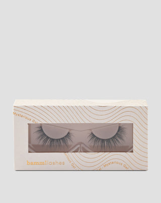 Sztuczne rzęsy na pasku 2d do wielokrotnego stosowania Misterious Gal Bamm!Lashes - 1